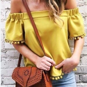 Willow & Clay Pompom Off the Shoulder Top in Citron, Medium